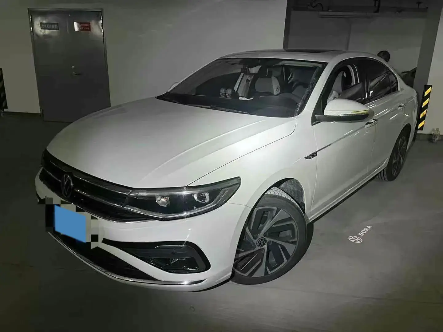 2023 VOLKSWAGEN BORA view 1