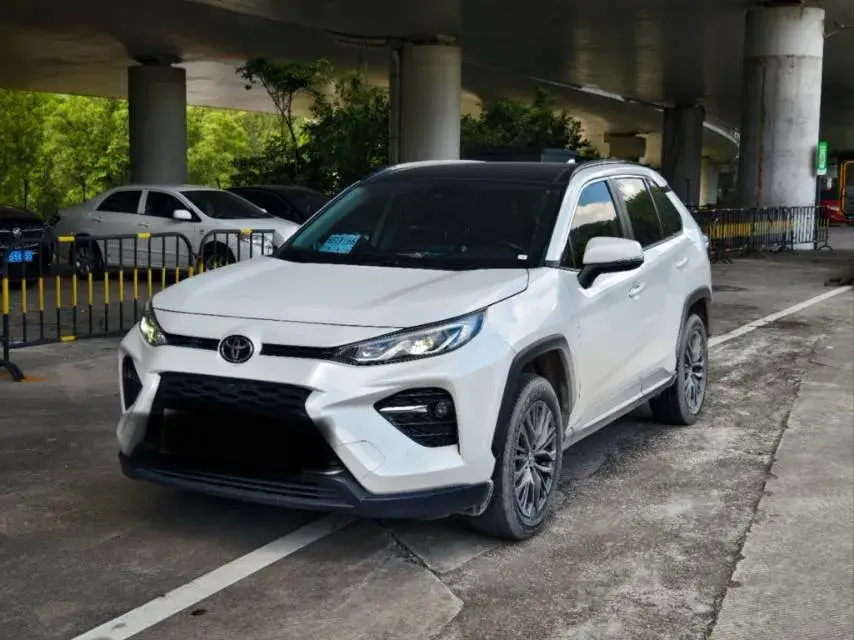 2023 TOYOTA WILDLANDER view 1