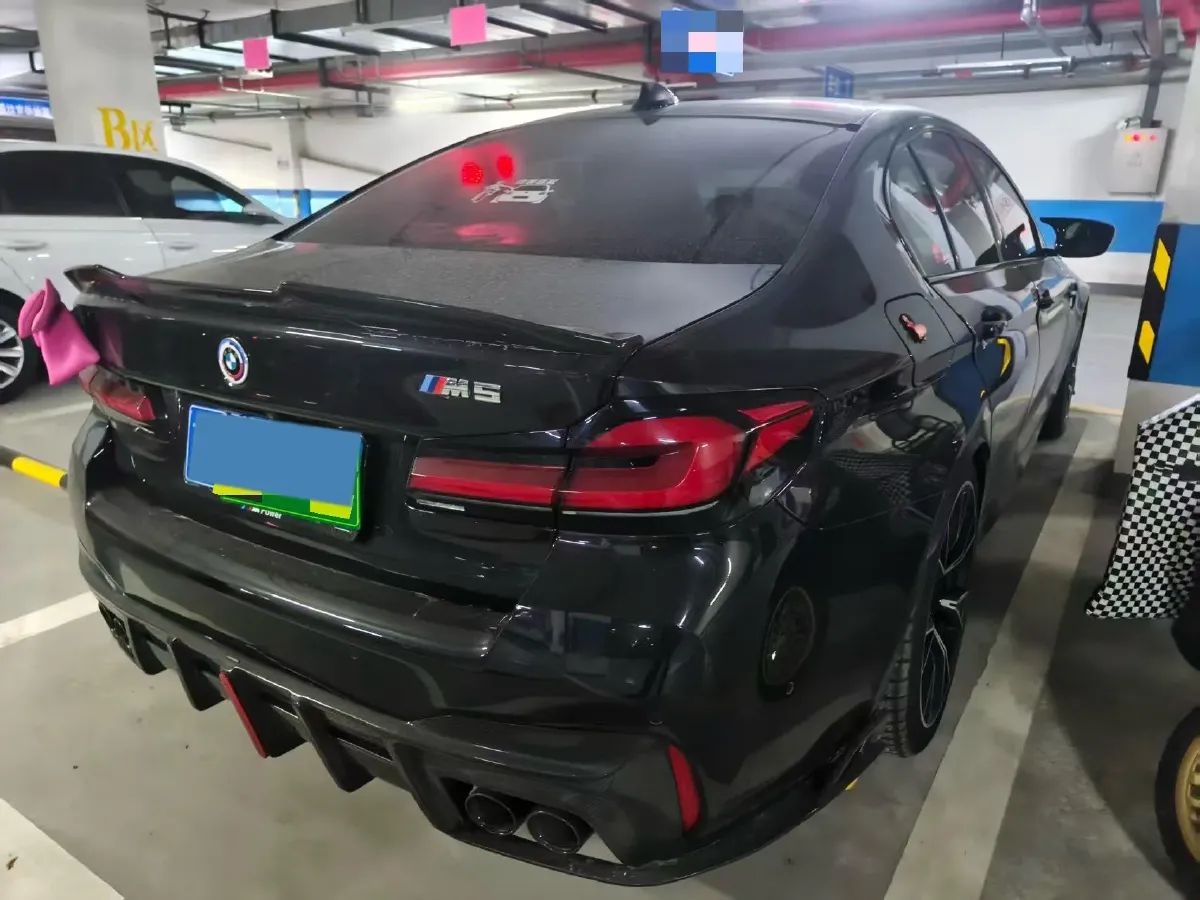 2021 BMW M5 4.4T 600HP V8 8AT,autocango,china used car exporter,china ev exporter,chinese used car exporter,chinese used ev exporter