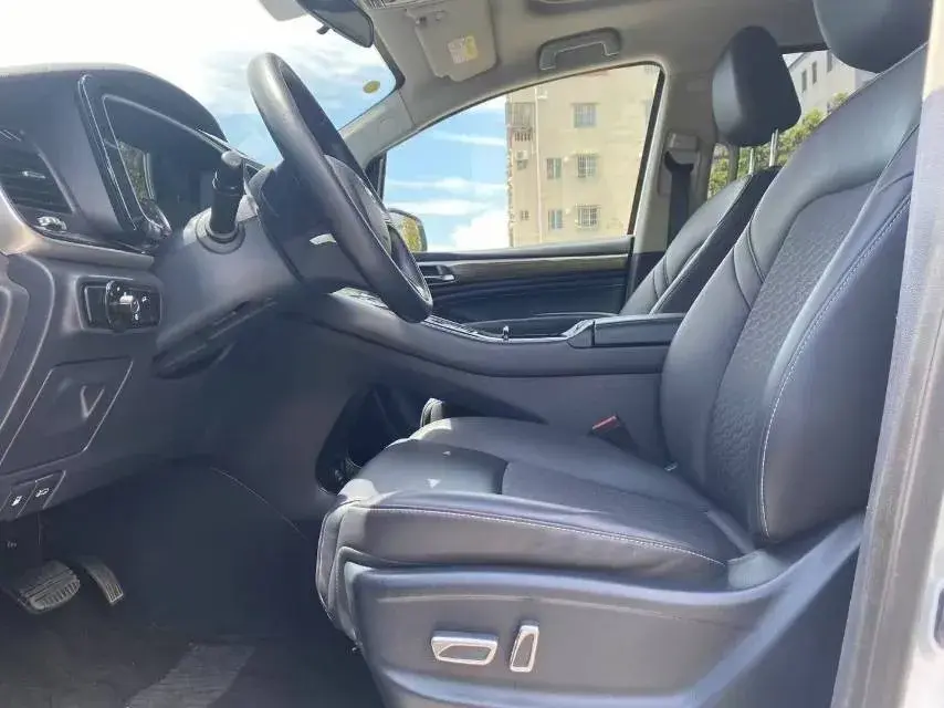 2023 GAC TRUMPCHI thumbnail 4