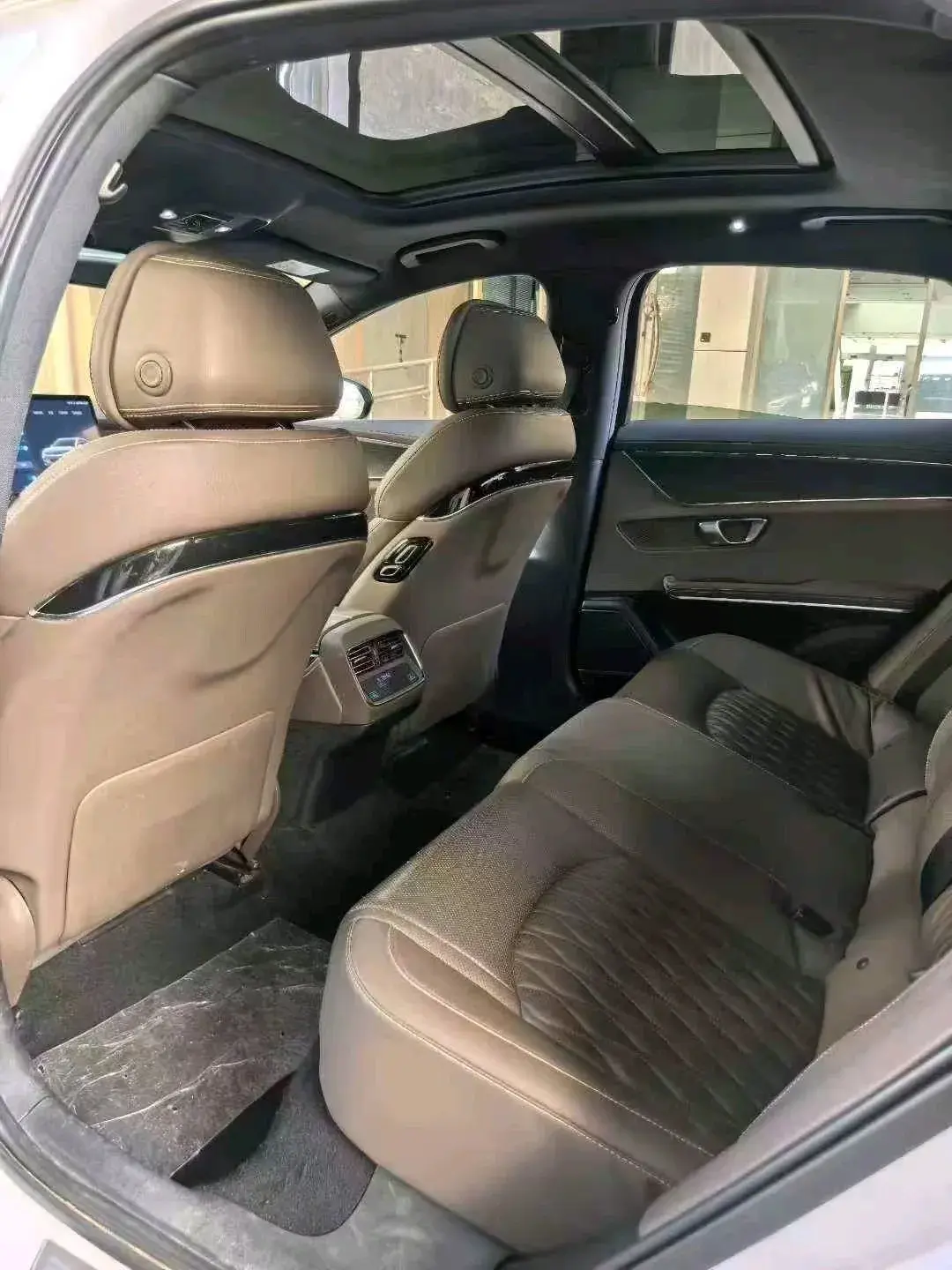 2022 BYD HAN thumbnail 4