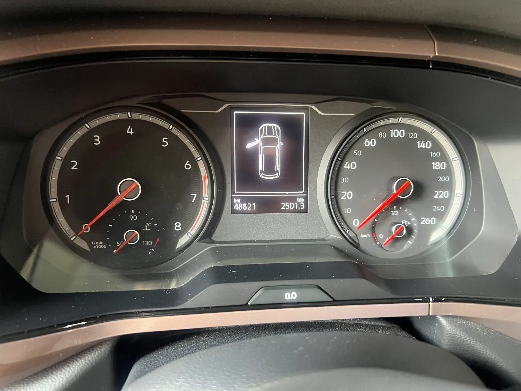 2021 VOLKSWAGEN THARU thumbnail 3