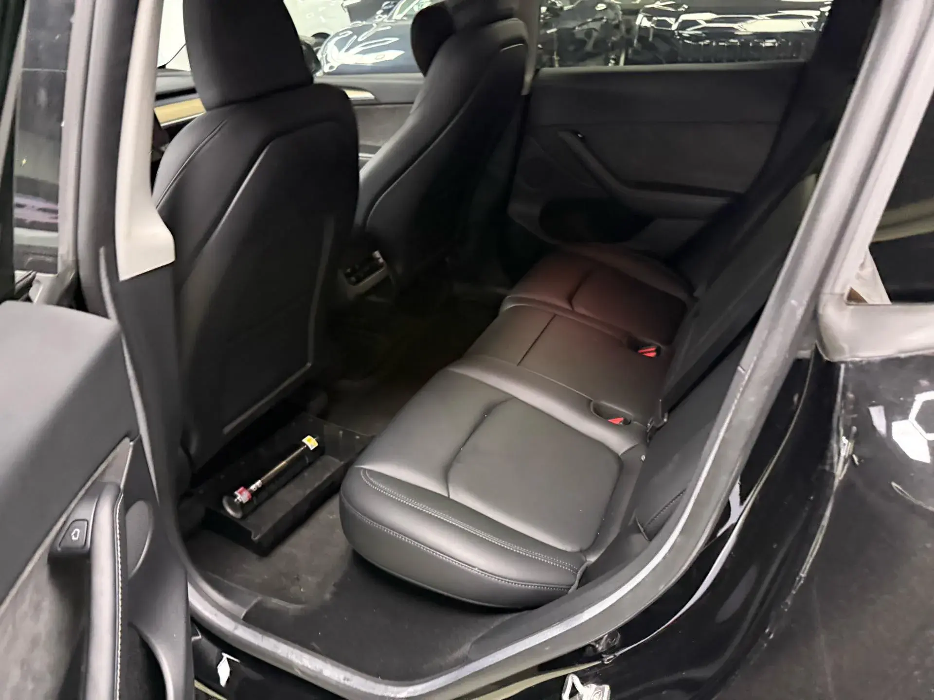 2022 TESLA MODEL thumbnail 3