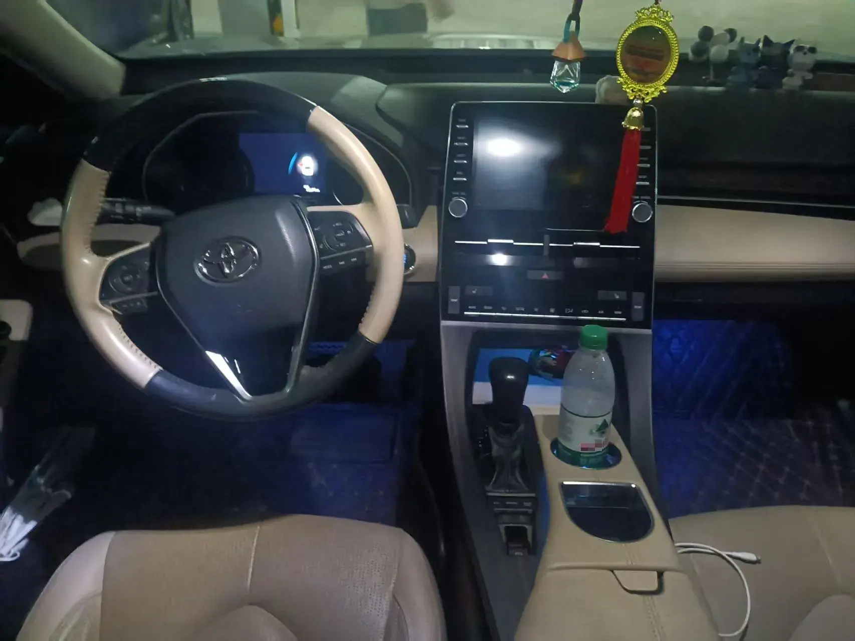 2019 TOYOTA AVALON thumbnail 4