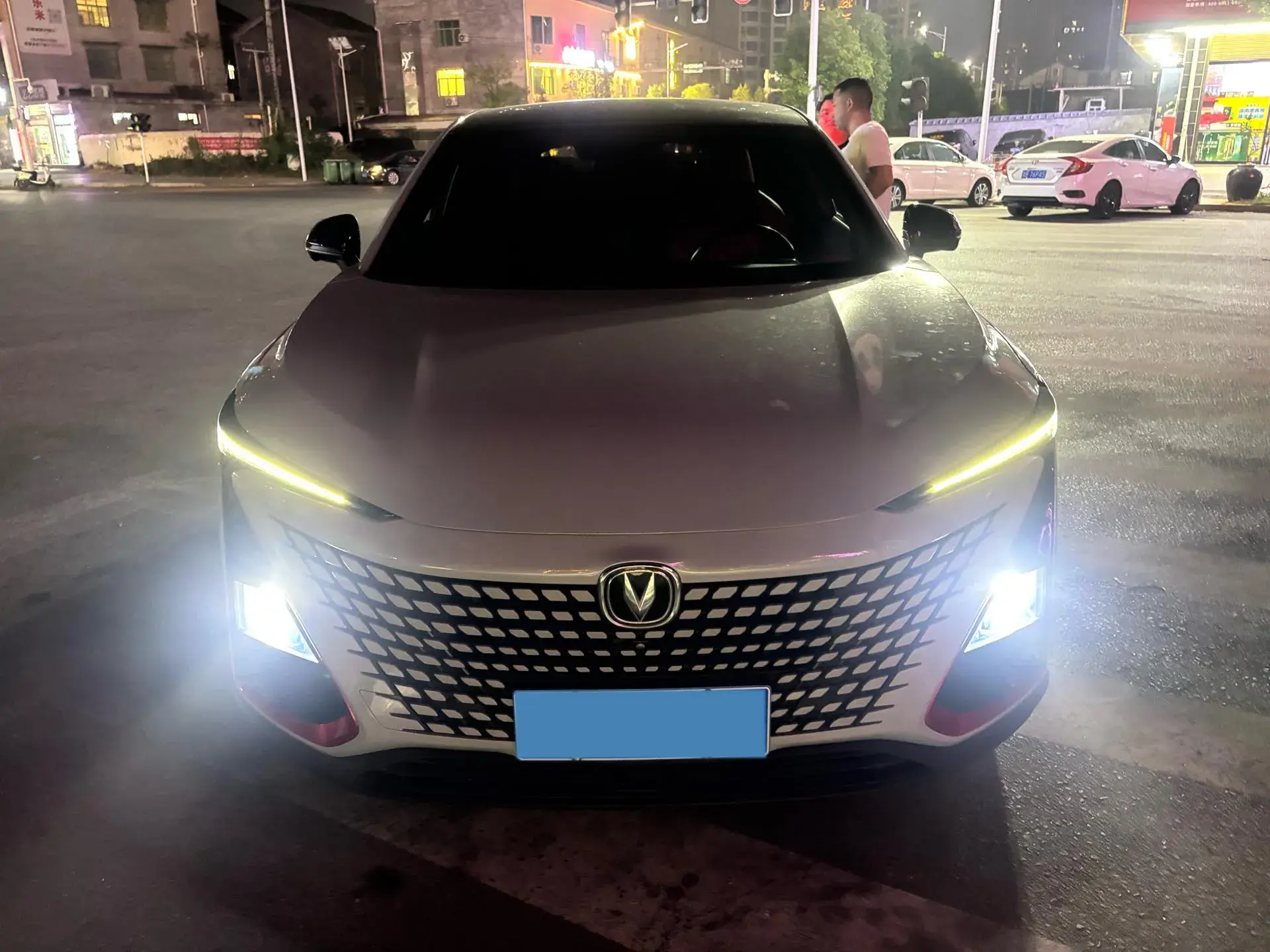 2020 CHANGAN UNI-T thumbnail 2