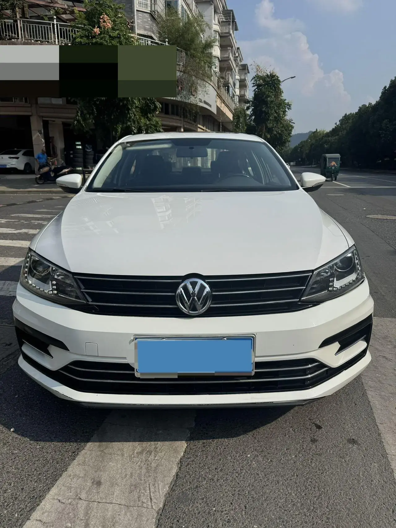 2018 VOLKSWAGEN SAGITAR thumbnail 2