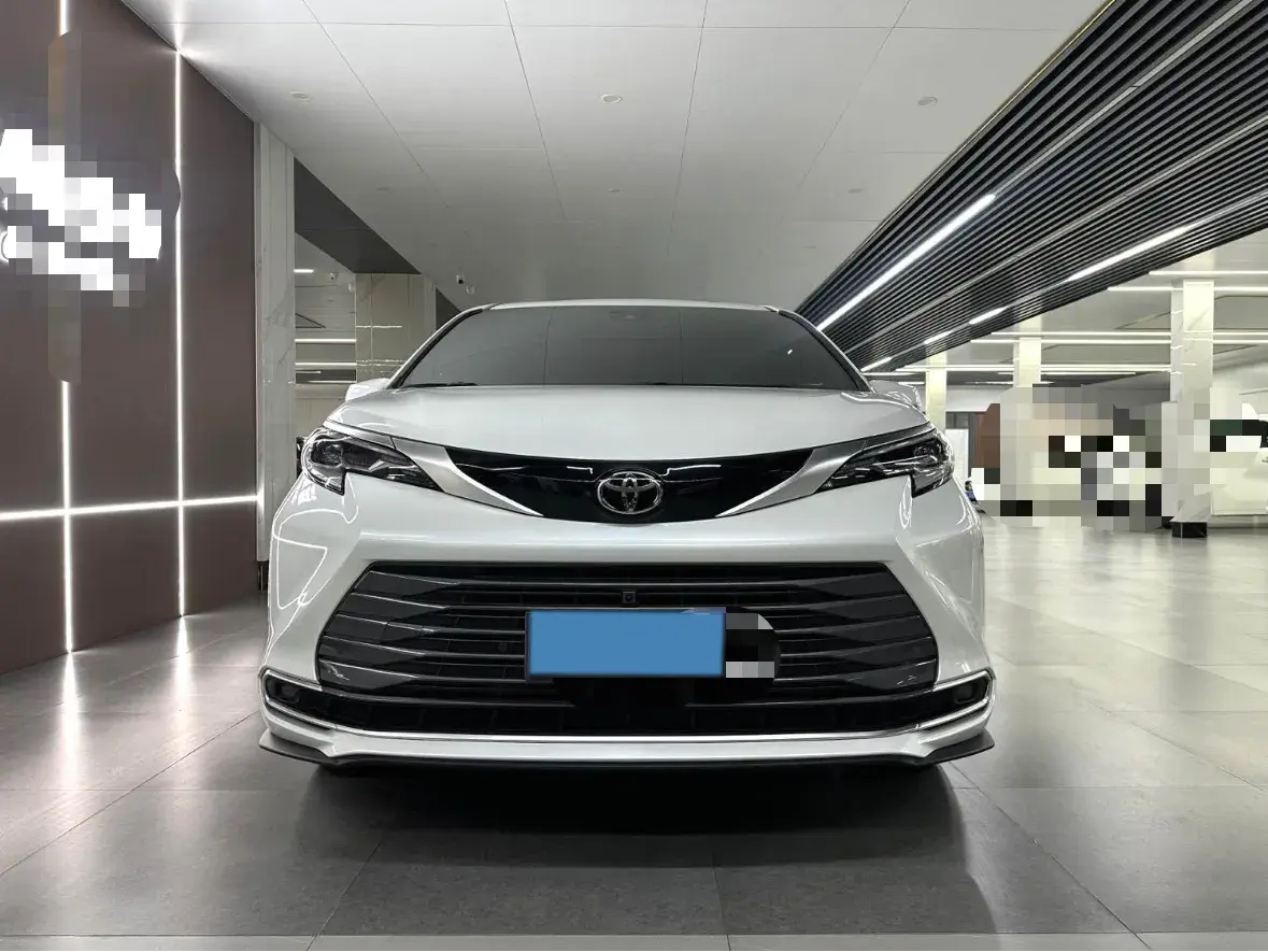 2024 TOYOTA SIENNA thumbnail 2