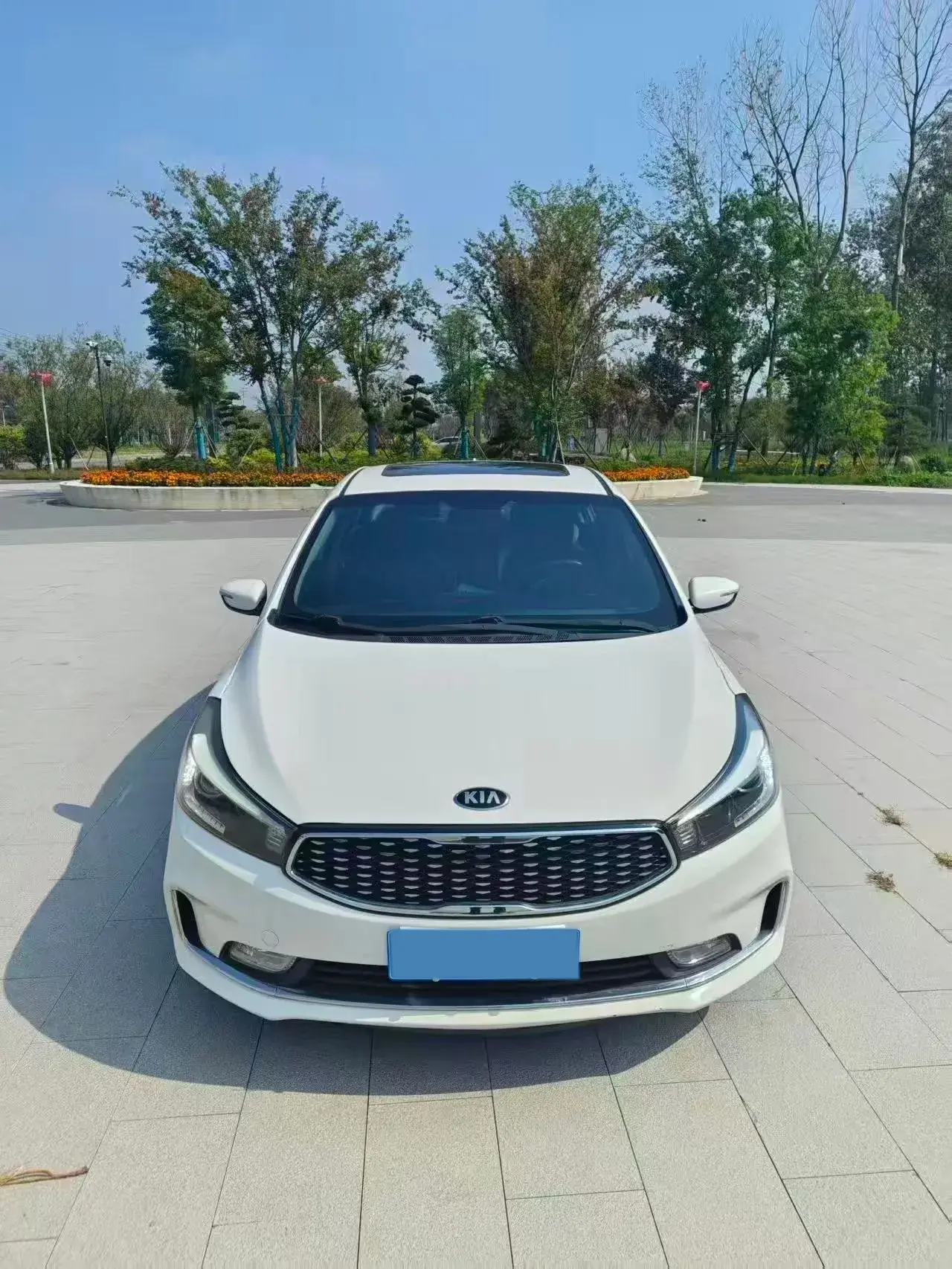 2017 KIA K3 thumbnail 2