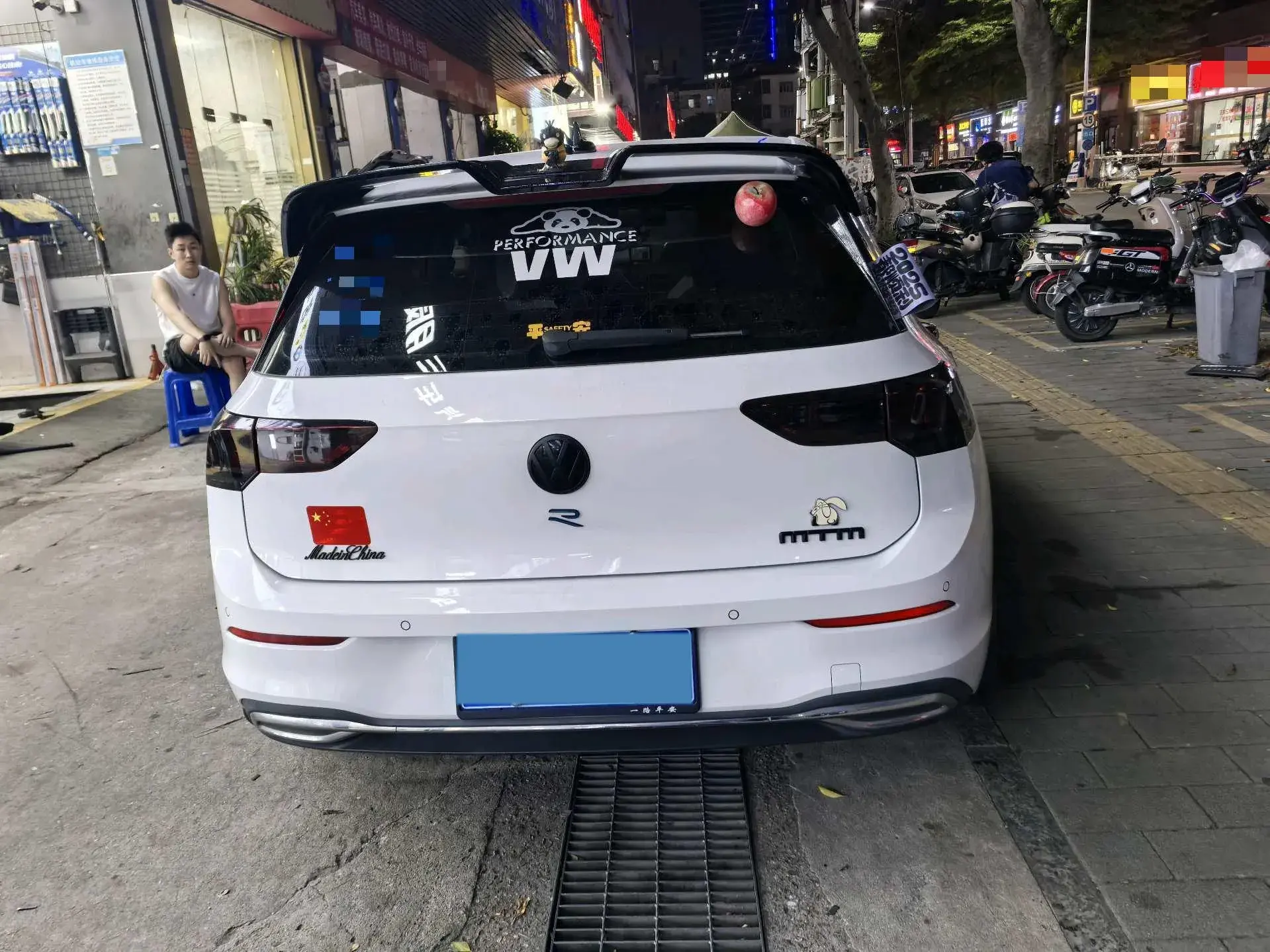 2021 VOLKSWAGEN GOLF thumbnail 4