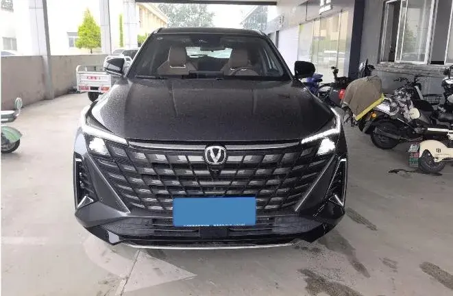 2025 CHANGAN UNI-Z thumbnail 2