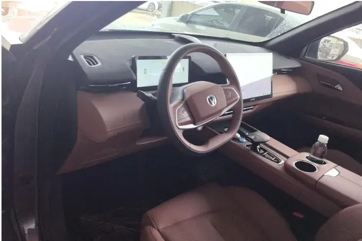 2025 CHANGAN UNI-Z thumbnail 4