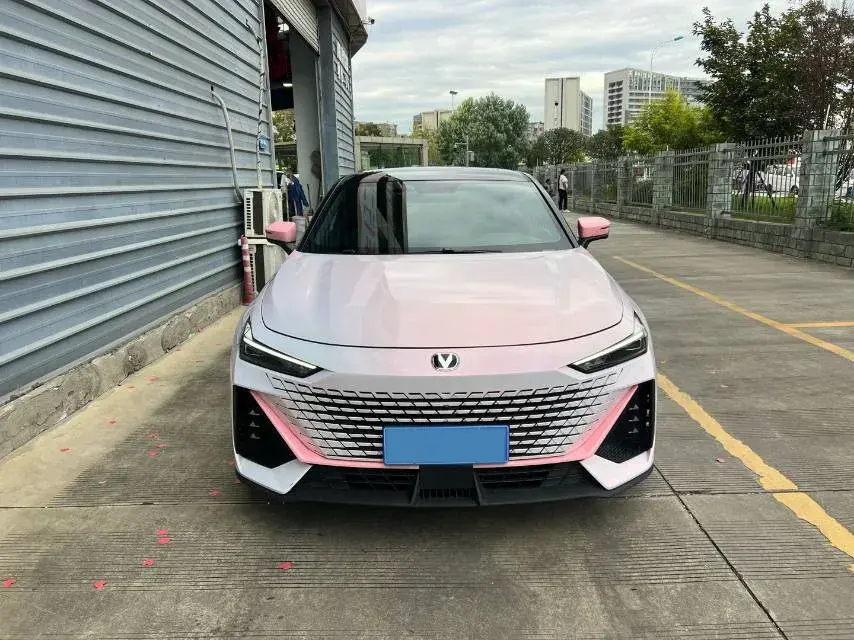 2023 CHANGAN UNI-V thumbnail 2