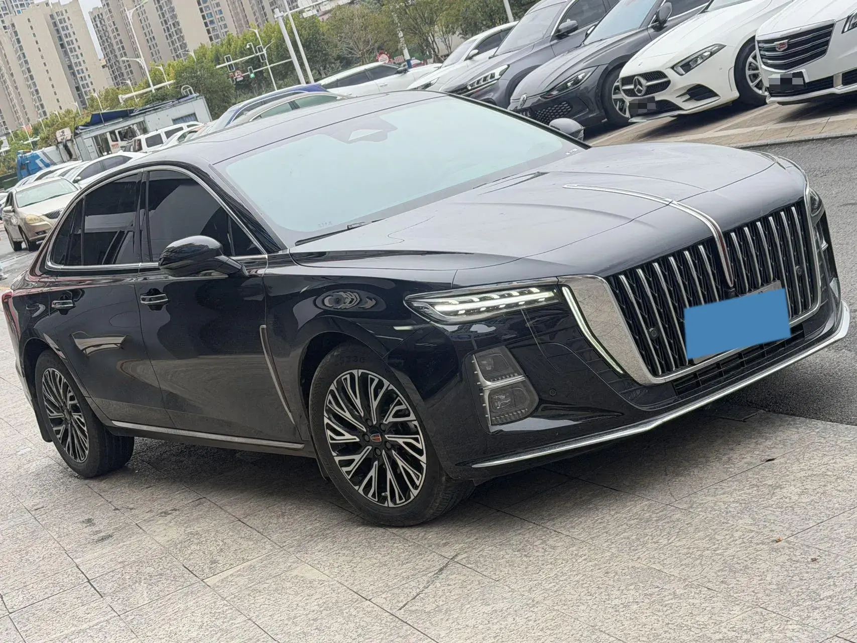 2024 HONGQI H5 thumbnail 2