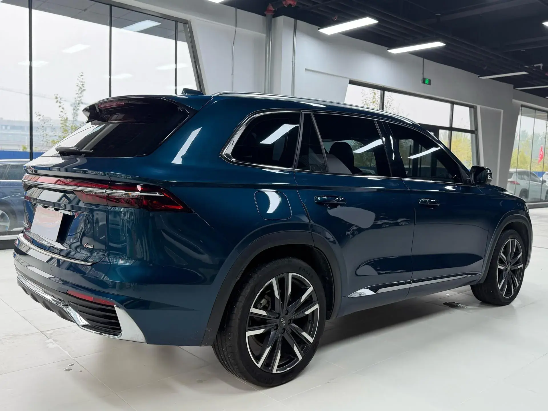 2021 GEELY MONJARO thumbnail 4