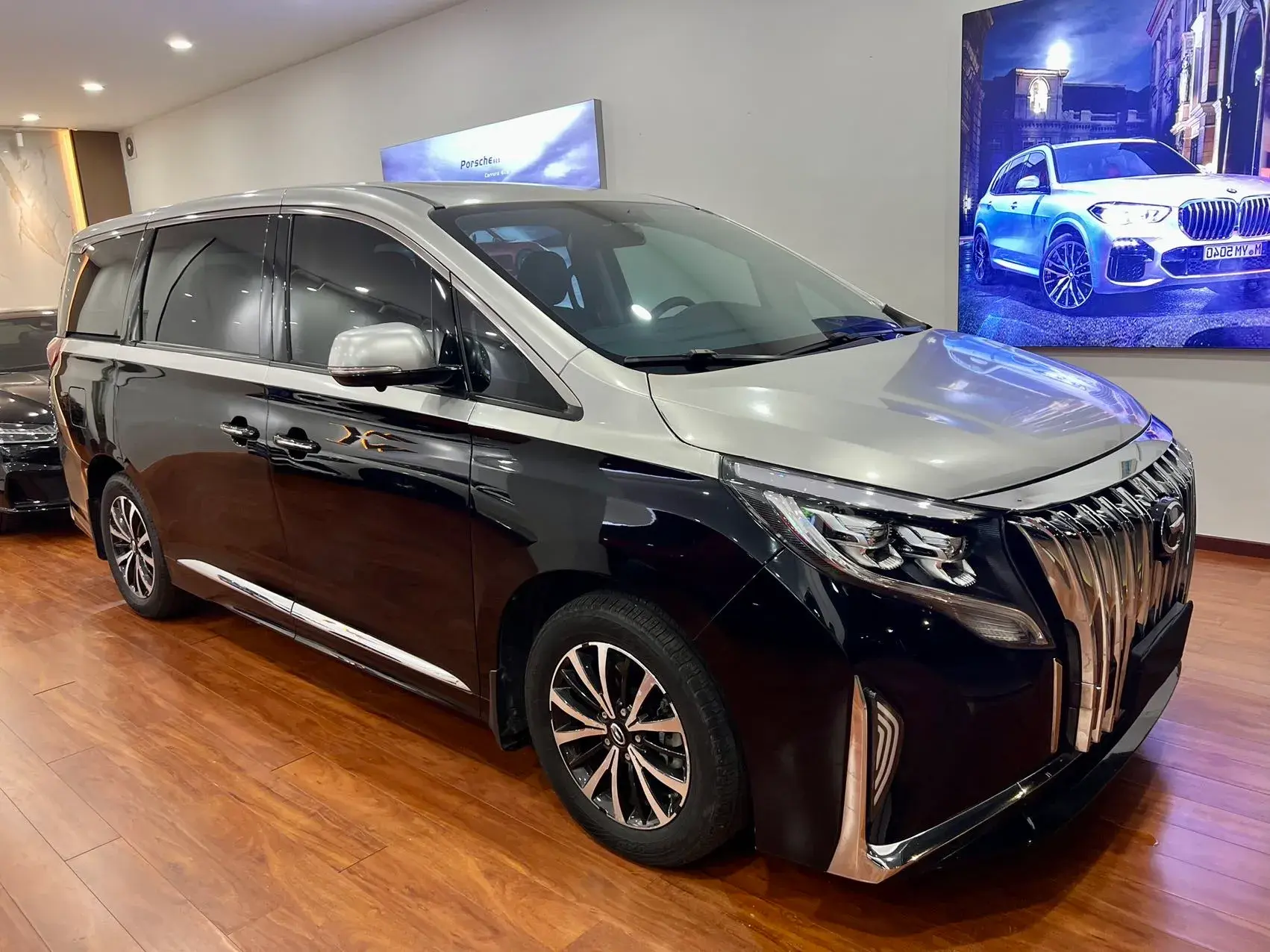 2021 GAC TRUMPCHI thumbnail 3