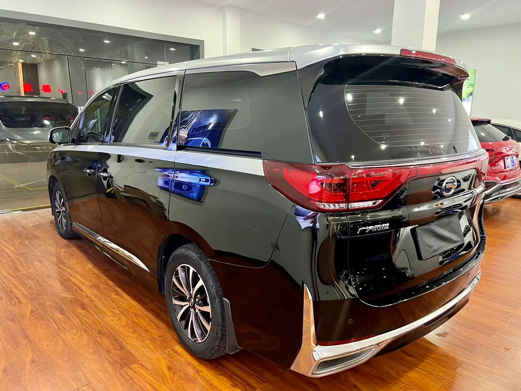 2021 GAC TRUMPCHI thumbnail 4
