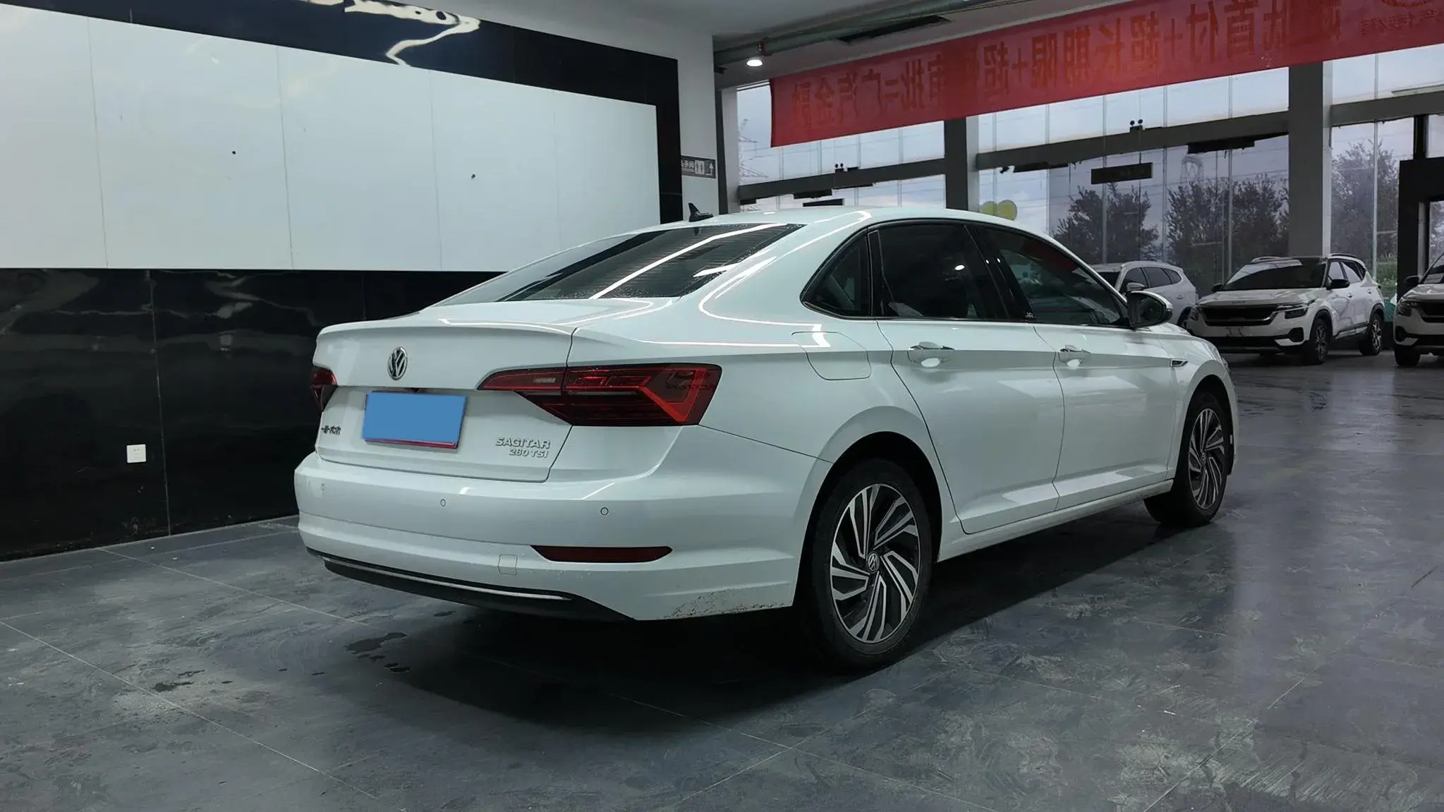 2021 VOLKSWAGEN SAGITAR thumbnail 4