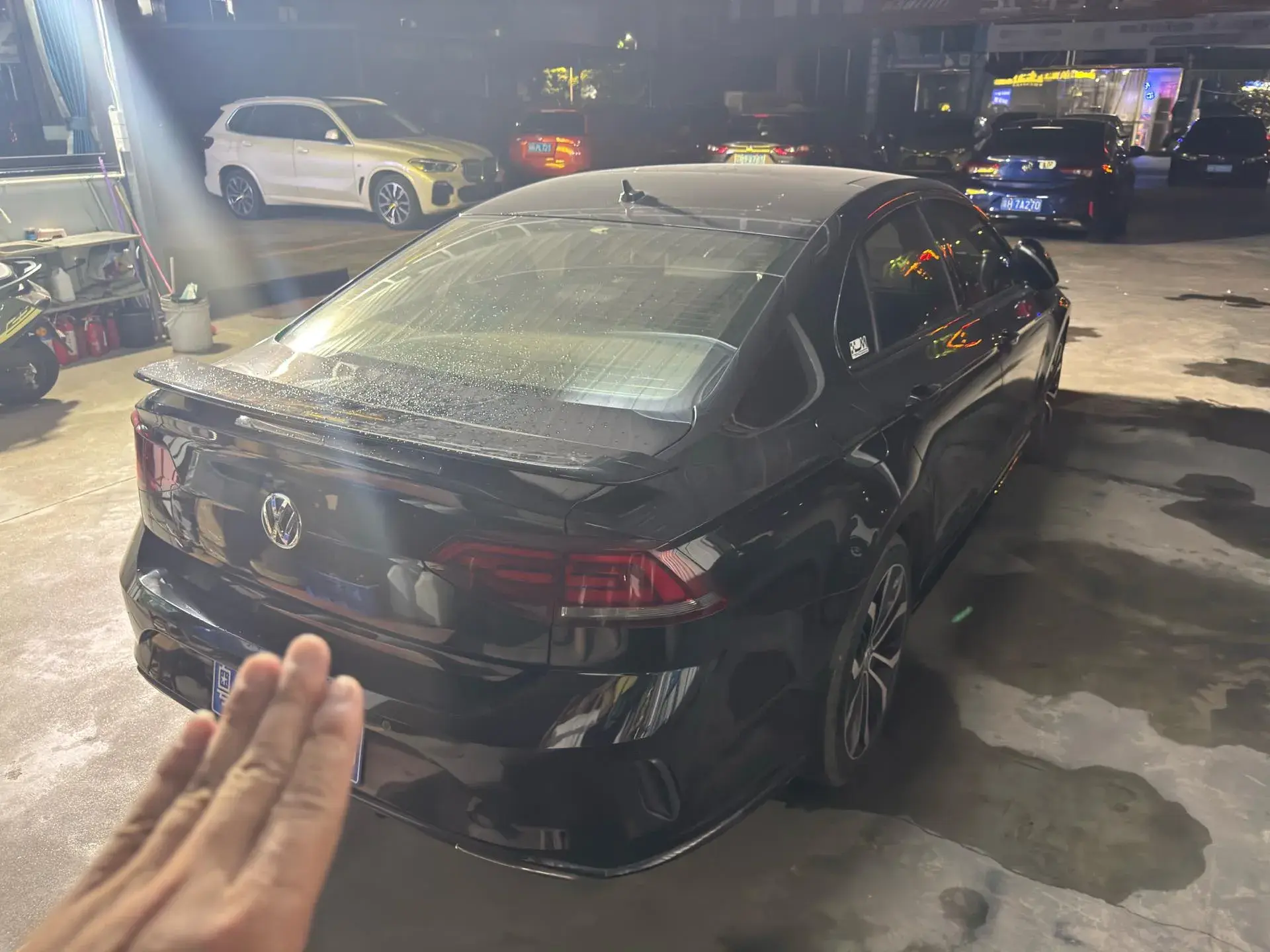 2017 VOLKSWAGEN LAMANDO thumbnail 3