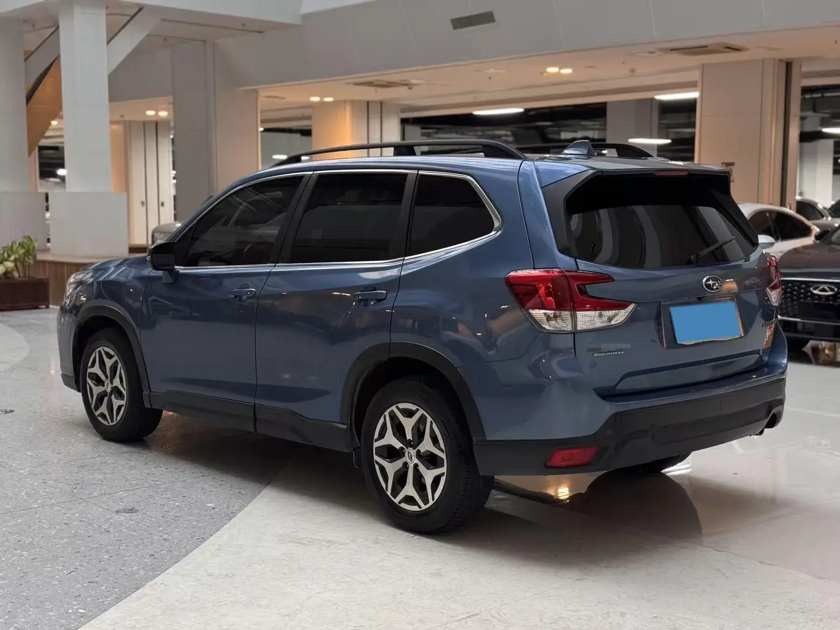 2021 SUBARU FORESTER thumbnail 4