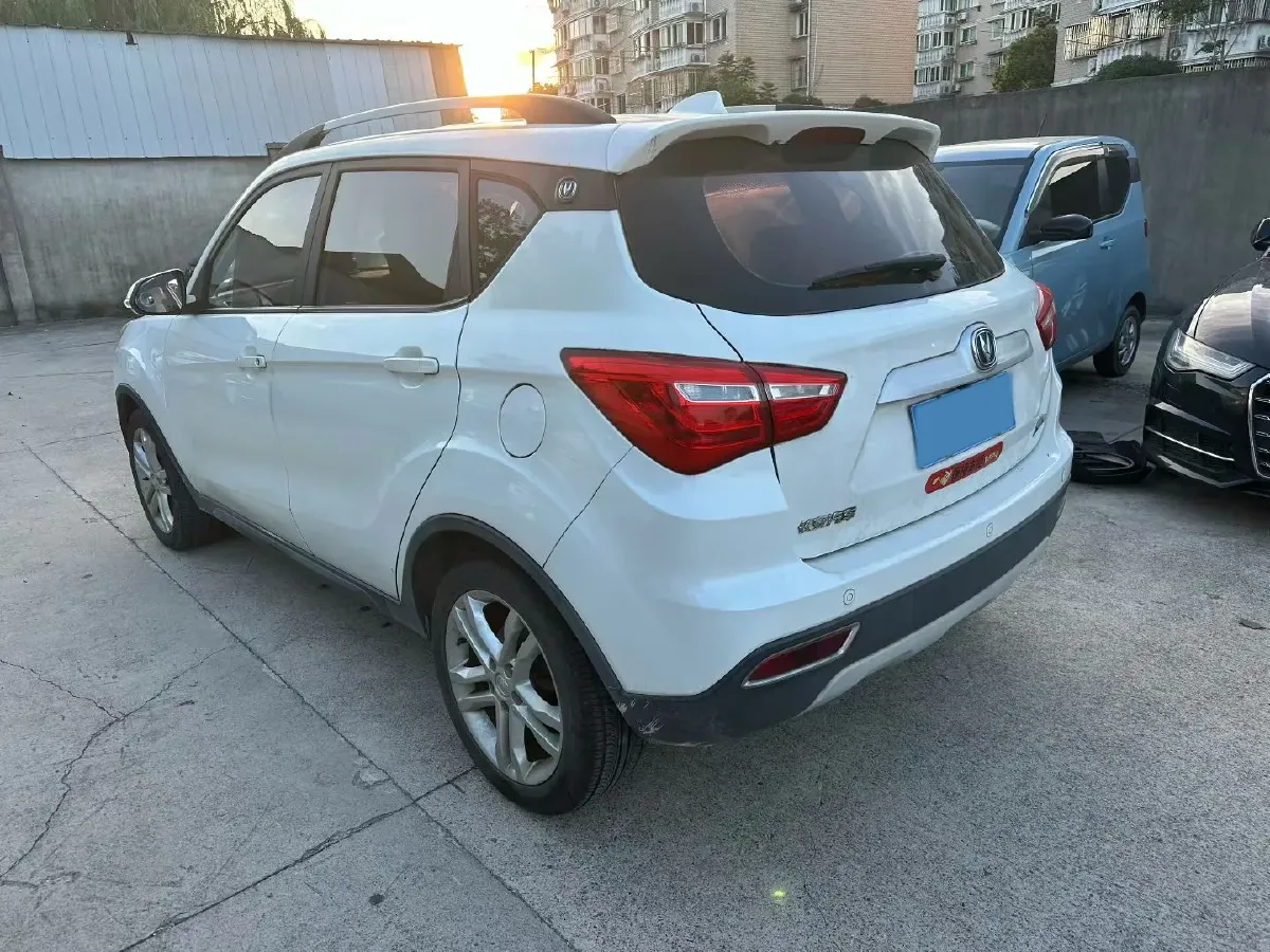 2017 ChangAn CS35 1.6L 125HP L4 5MT,autocango,china used car exporter,china ev exporter,chinese used car exporter,chinese used ev exporter