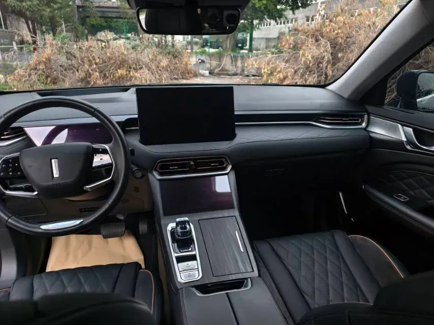 2022 WEY Latte DHT 1.5T 156HP L4 2DHT Hybrid,autocango,china used car exporter,china ev exporter,chinese used car exporter,chinese used ev exporter