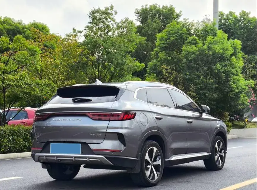 2021 BYD SONG thumbnail 3