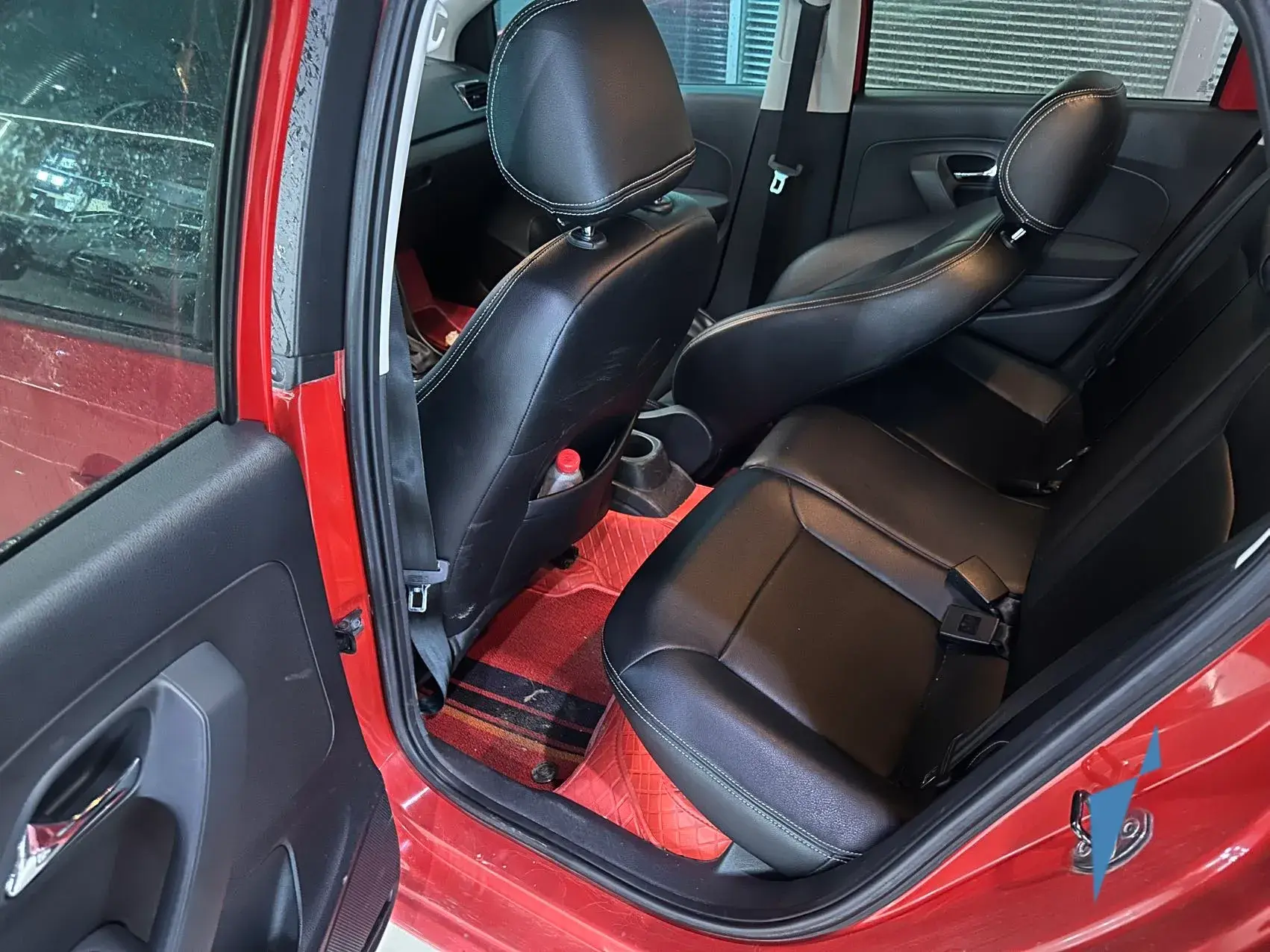 2018 VOLKSWAGEN POLO thumbnail 4