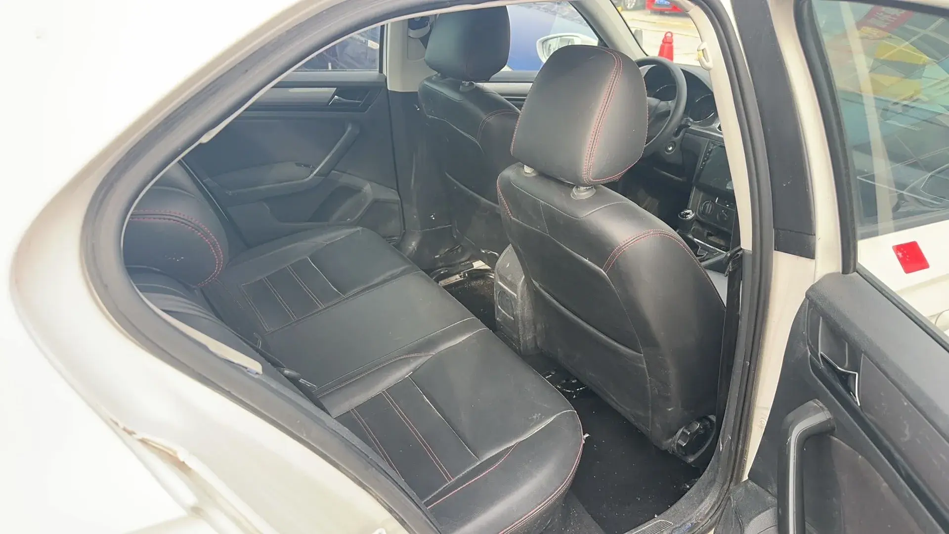 2018 VOLKSWAGEN BORA thumbnail 3