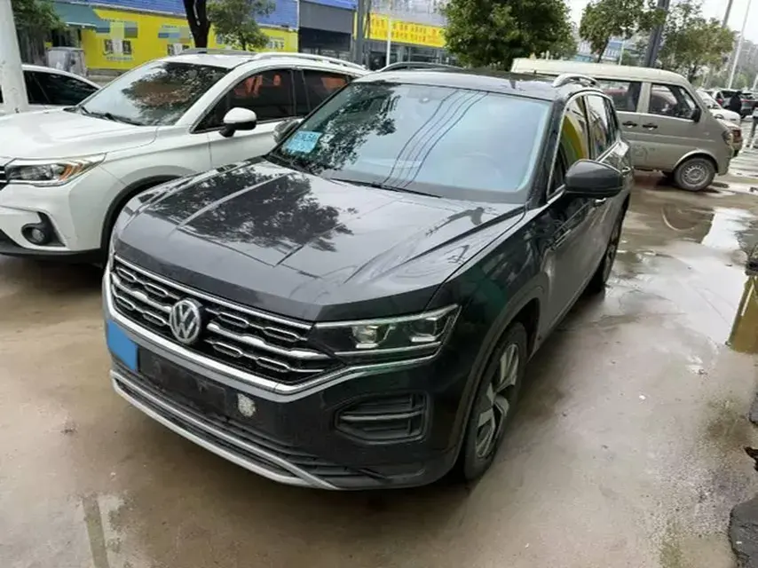 2021 VOLKSWAGEN TAYRON view 1