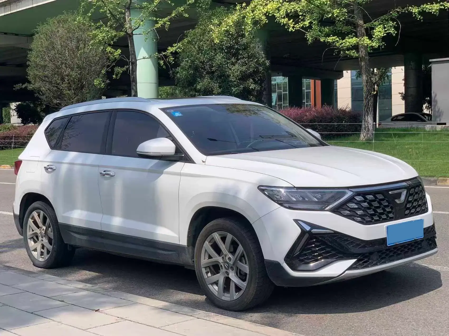 2023 JETTA VS5 thumbnail 2