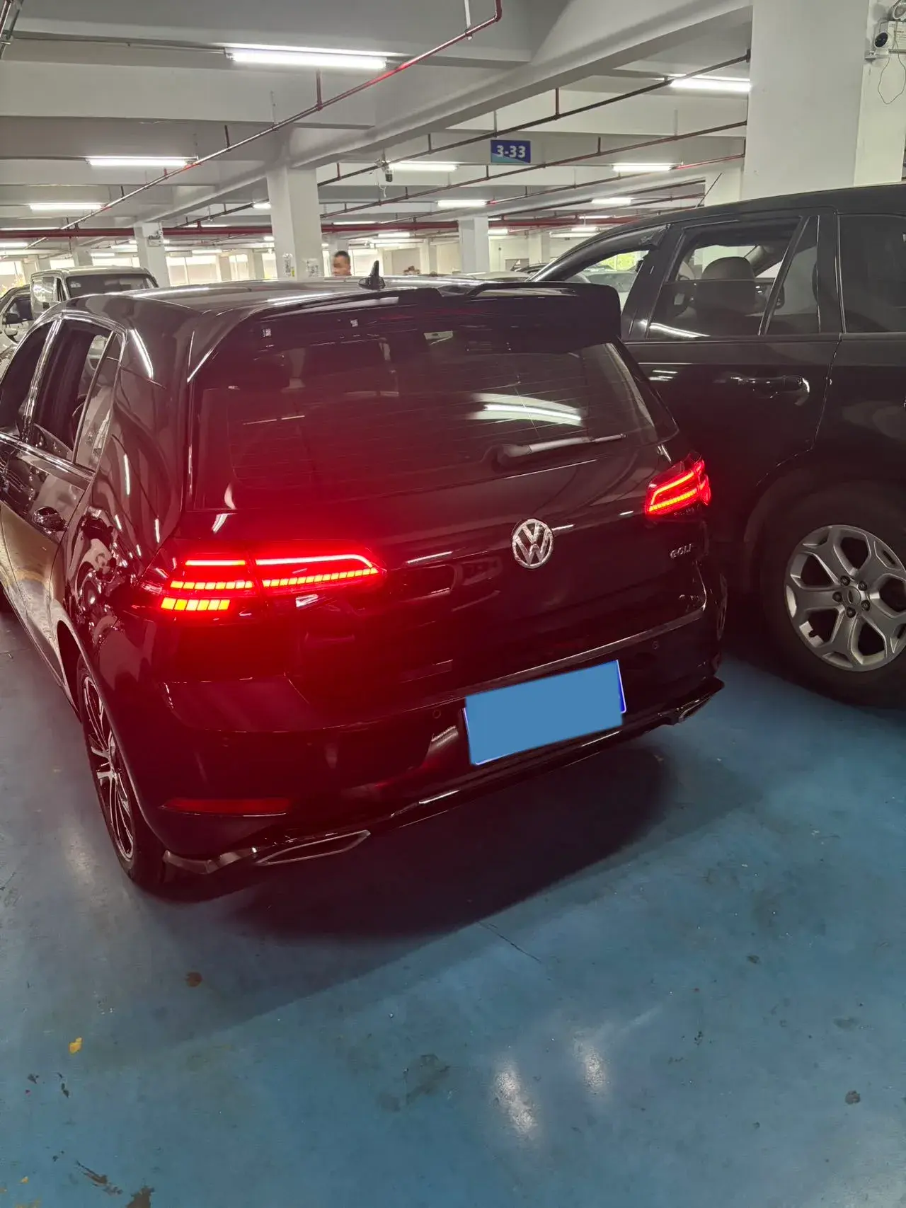 2019 VOLKSWAGEN GOLF thumbnail 4