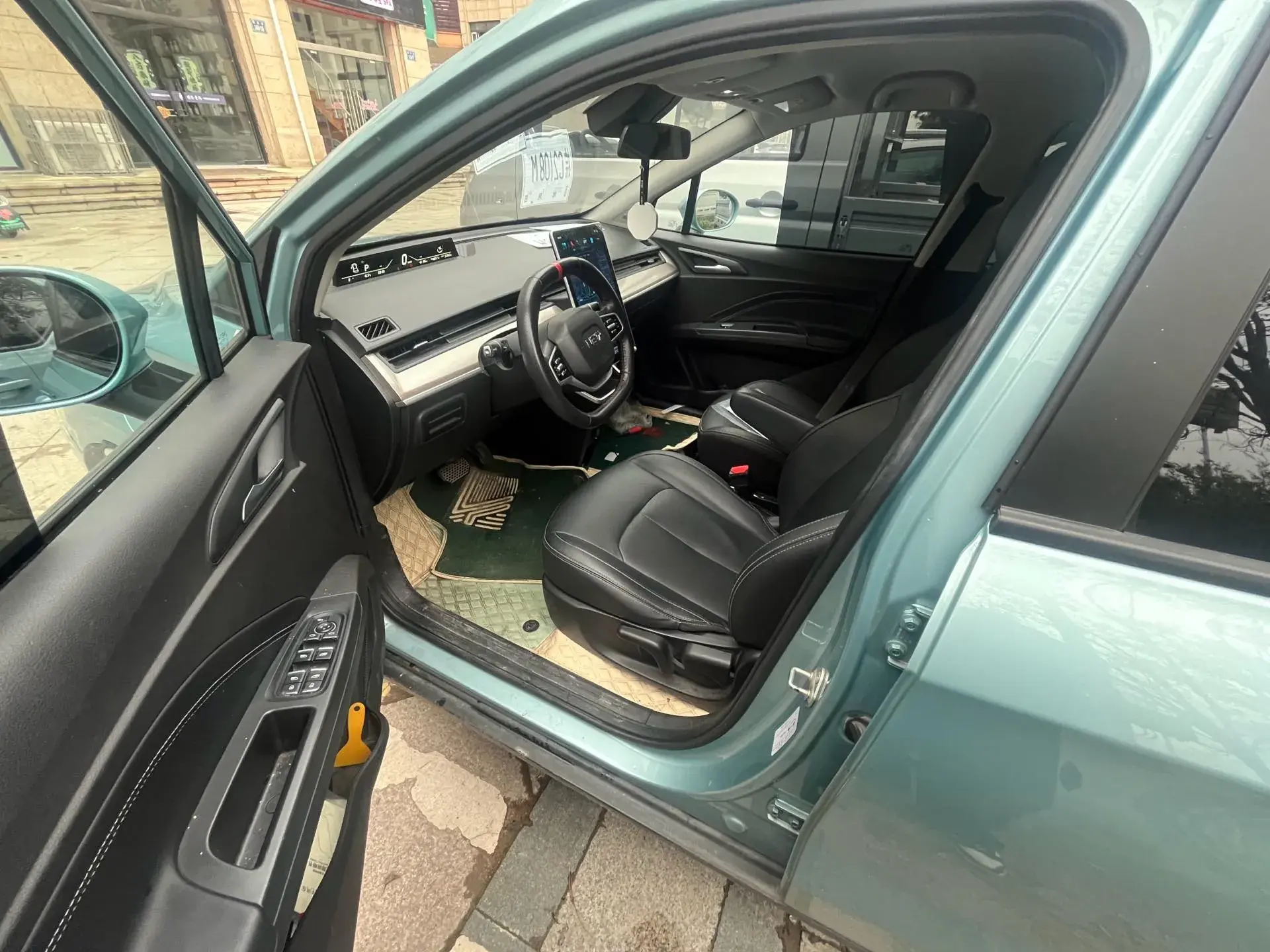 2021 NETA V thumbnail 4