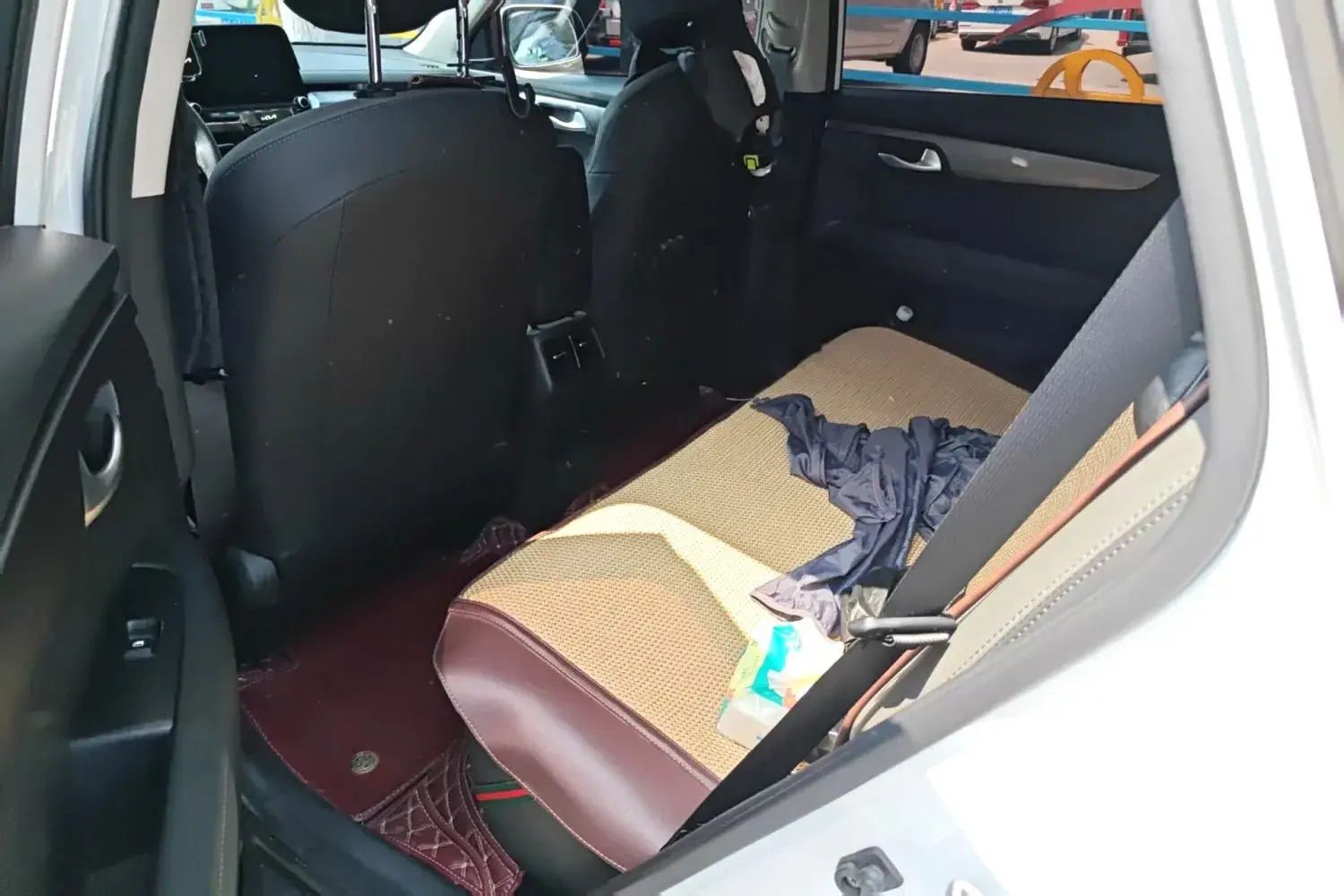 2019 KIA SPORTAGE thumbnail 4