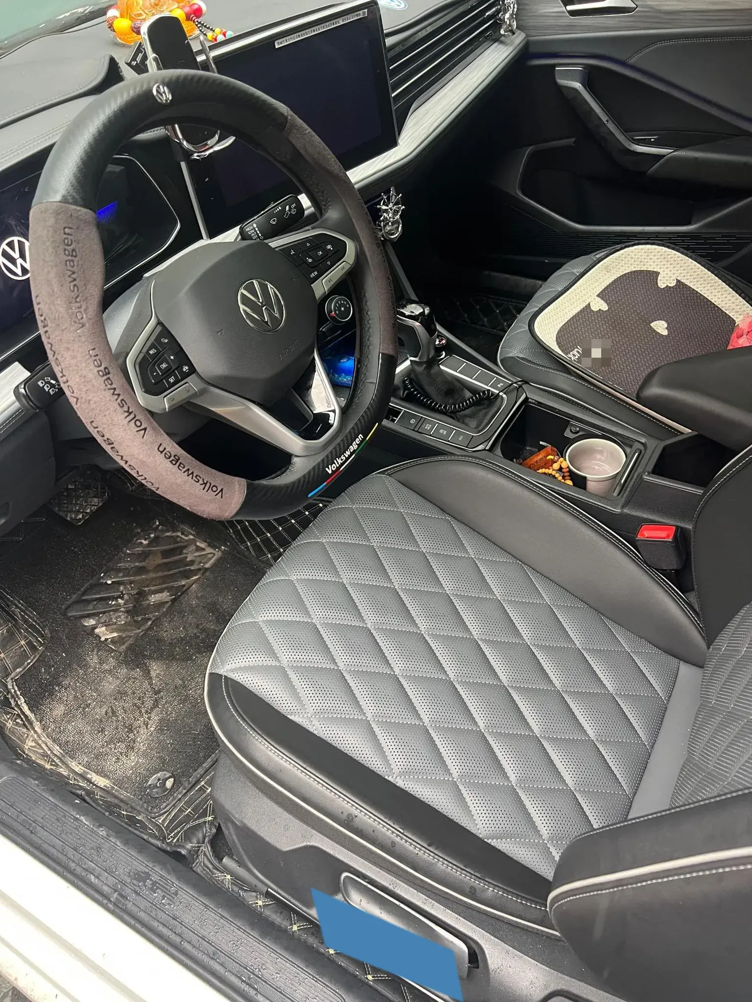 2023 VOLKSWAGEN SAGITAR thumbnail 4