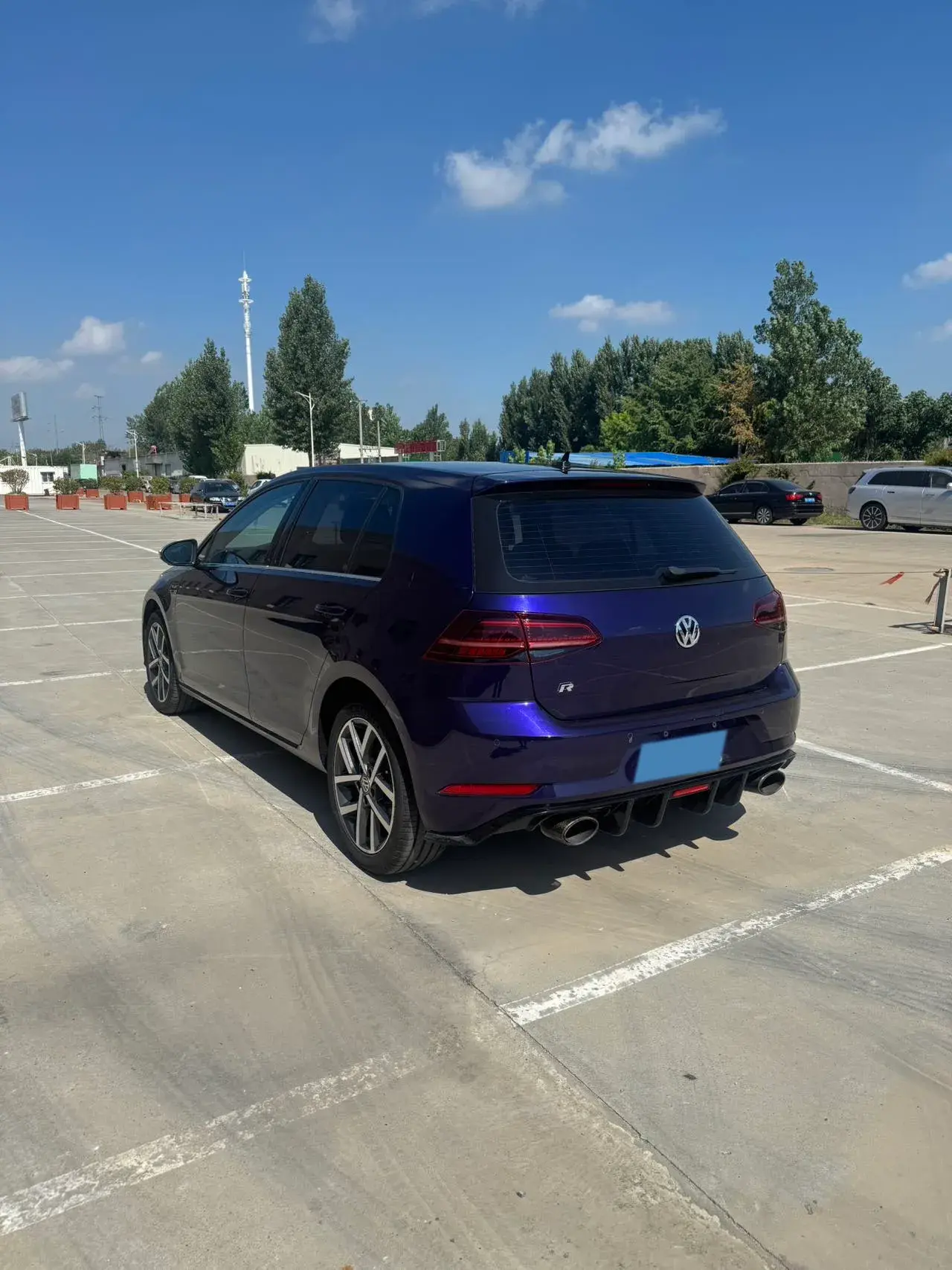 2020 VOLKSWAGEN GOLF thumbnail 2