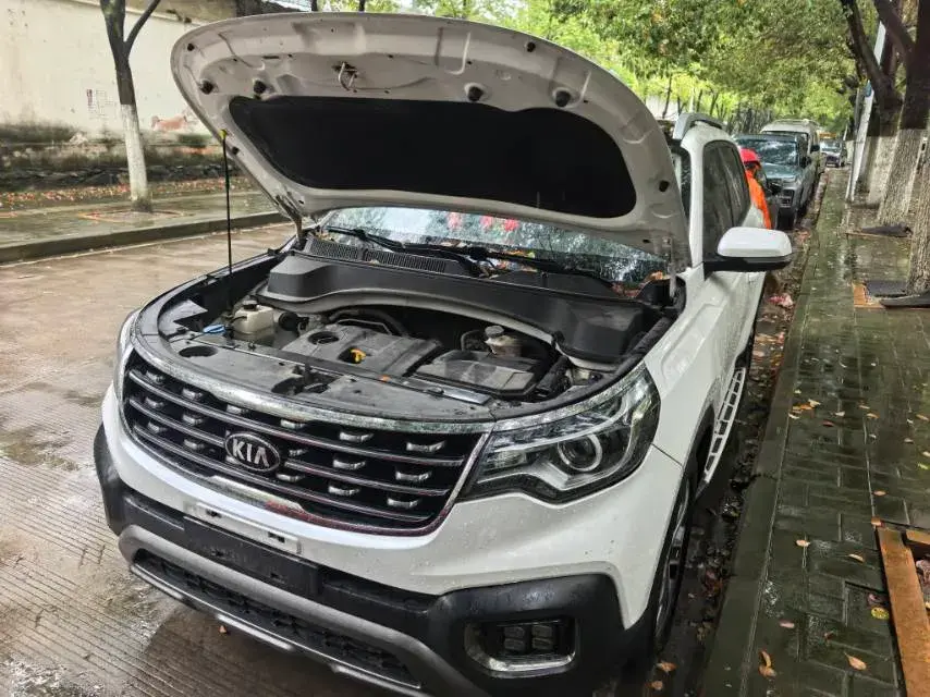 2018 KIA SPORTAGE thumbnail 2