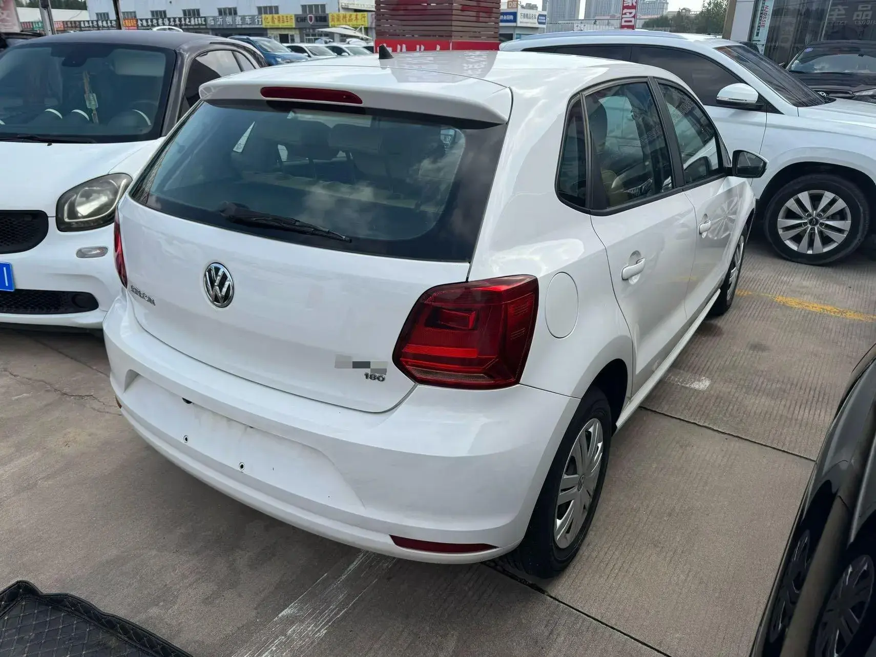 2018 VOLKSWAGEN POLO thumbnail 4