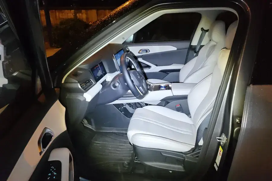 2024 BYD YUANUP thumbnail 4