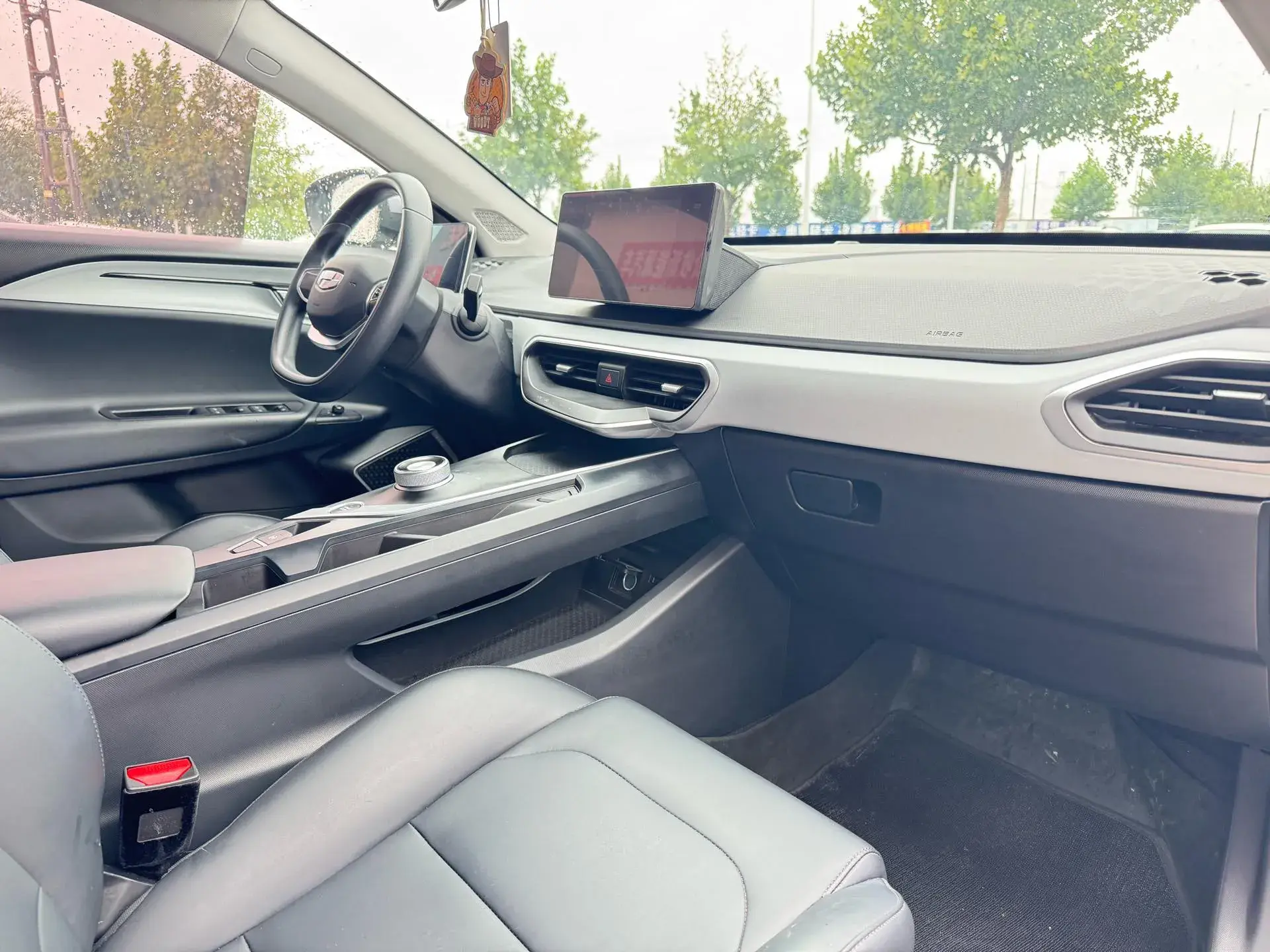 2024 GEOMETRY A thumbnail 4