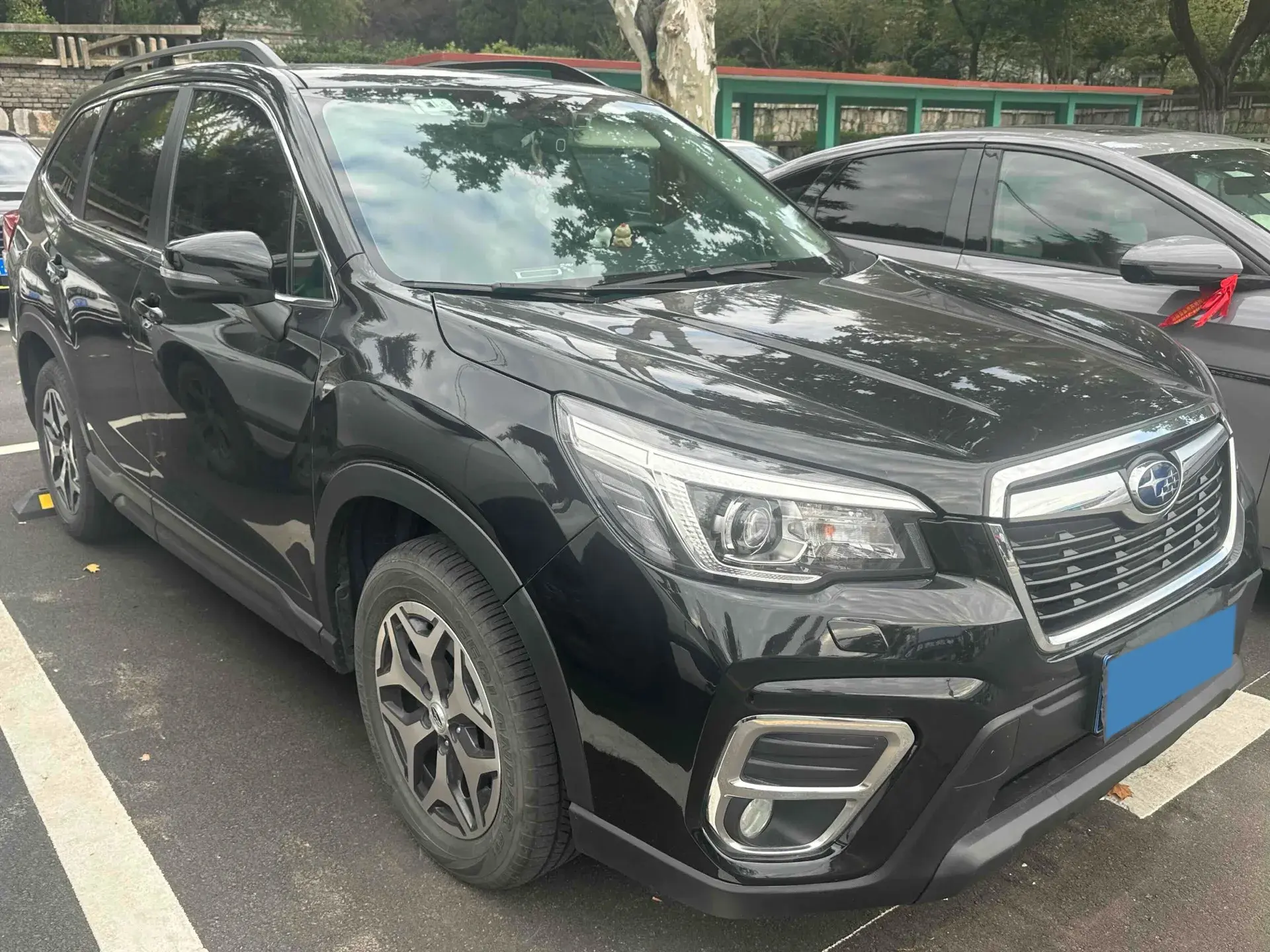 2021 SUBARU FORESTER thumbnail 2