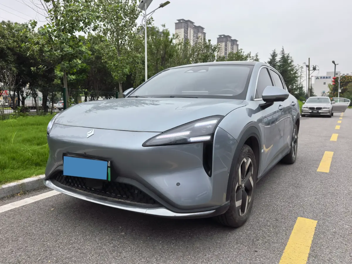 2024 BaoJun Cloud Sea BEV 69.2KWH