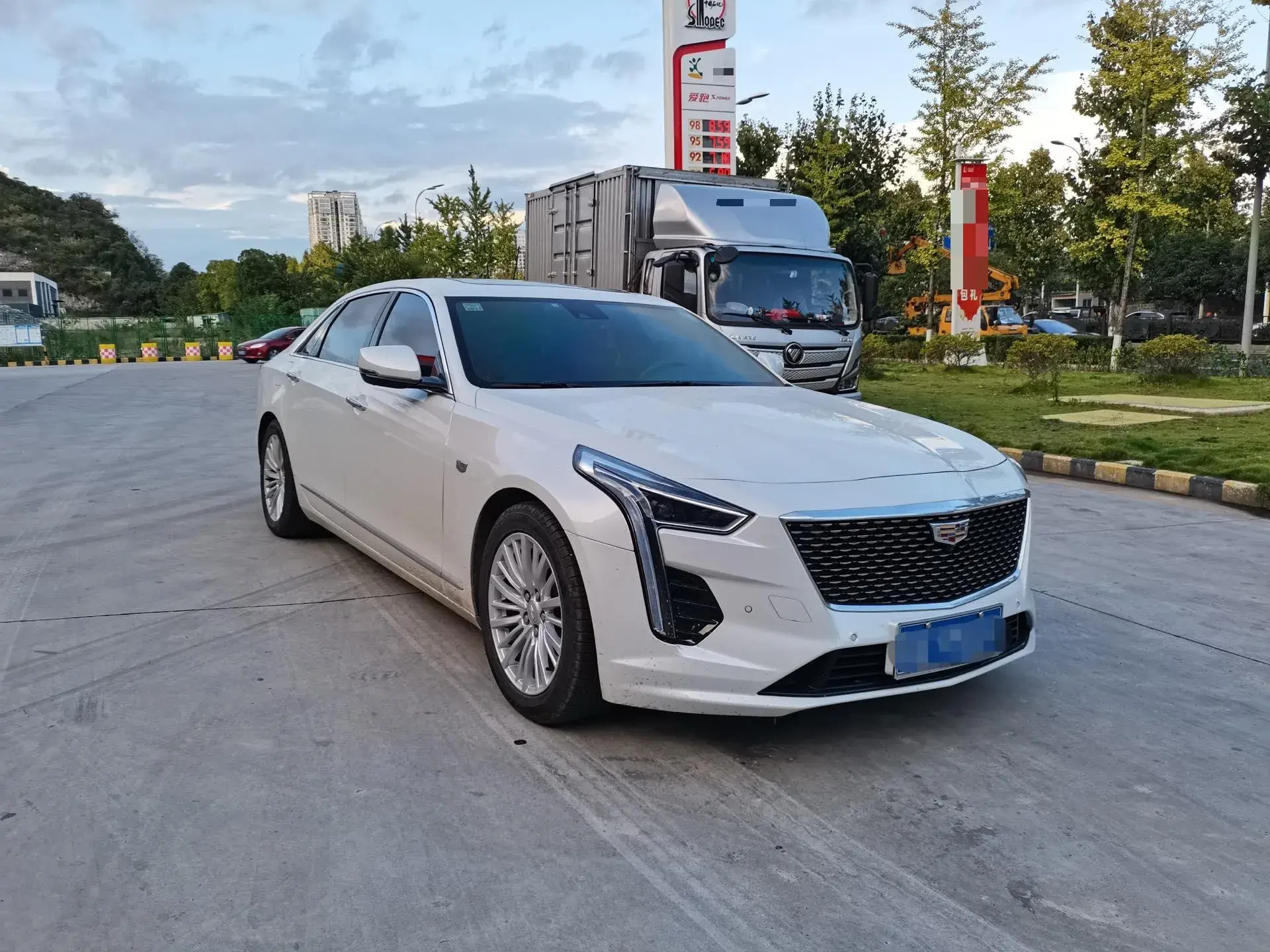 2022 CADILLAC CT6 thumbnail 3