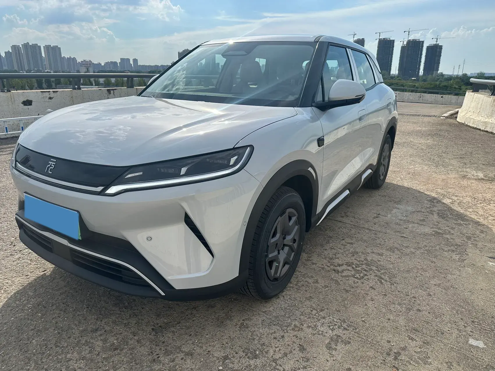 2025 BYD YUANUP view 1