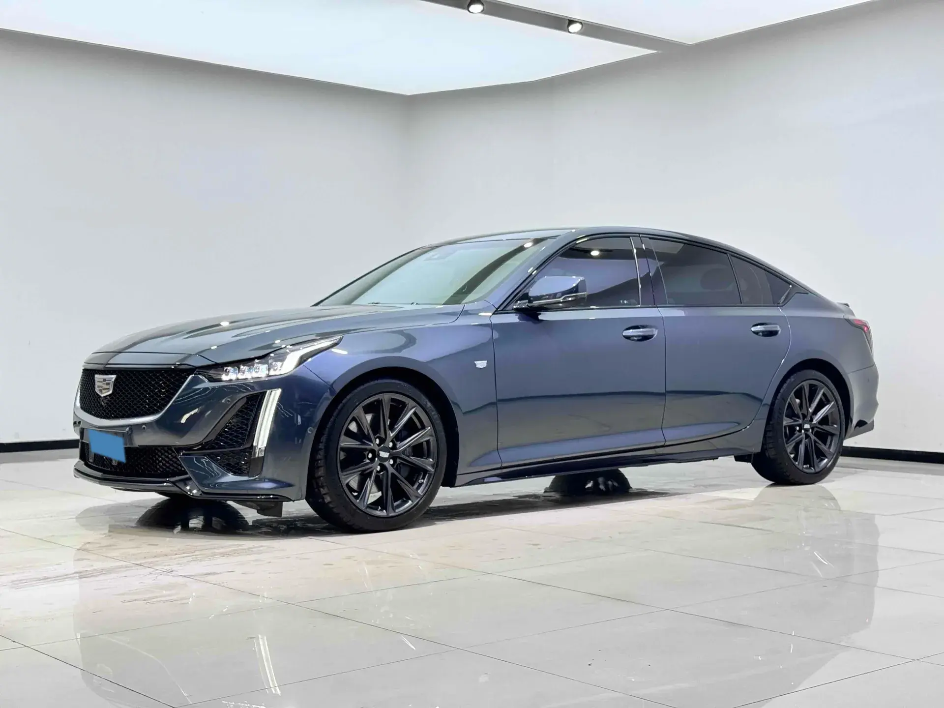 2021 CADILLAC CT5 view 1