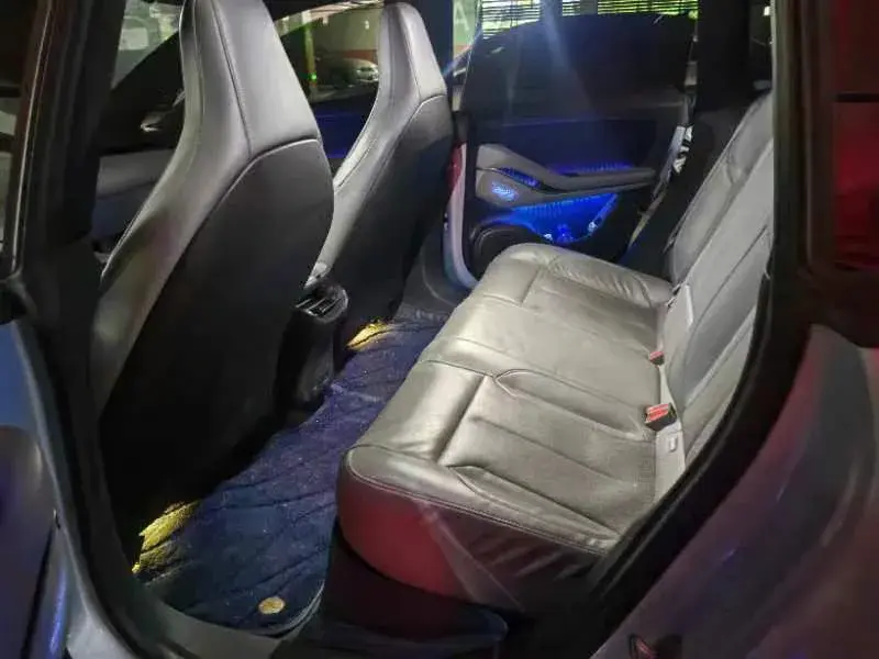 2022 NIO ET5 thumbnail 4