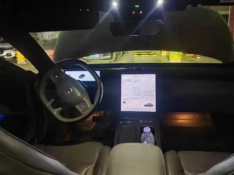 2022 NIO ET5 thumbnail 2