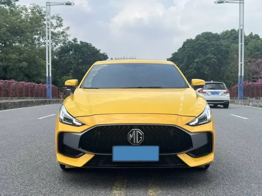 2021 MG 5 thumbnail 2