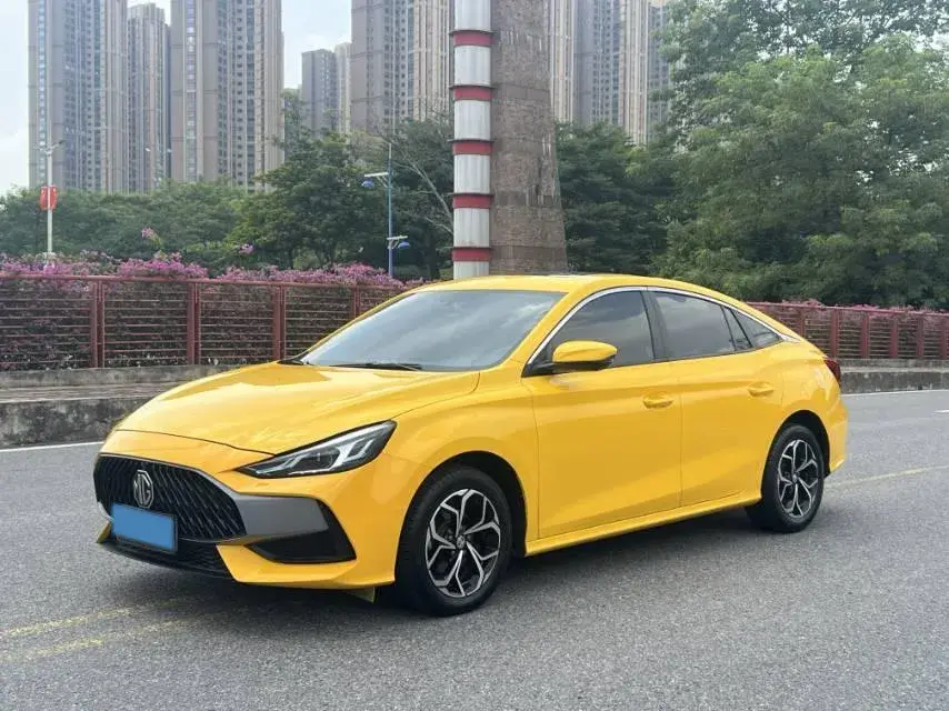 2021 MG 5 view 1