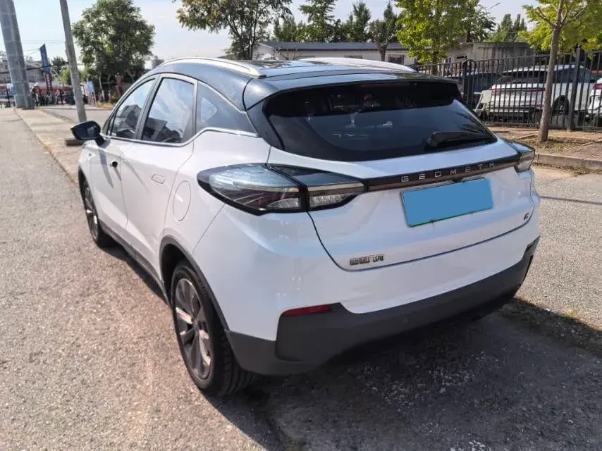 2020 GEOMETRY C thumbnail 4