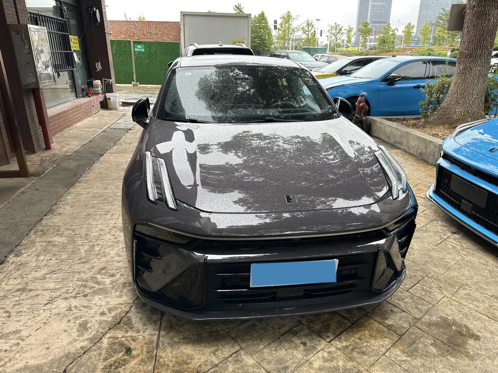 2025 LYNK&CO 03 thumbnail 2